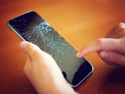 Is It Dangerous to Use a Cell Phone with a Cracked Screen?  